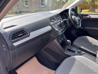 USED 2016 66 VOLKSWAGEN TIGUAN 2.0 TDI BlueMotion Tech SE Navigation DSG 4Motion Euro 6 (s/s) 5dr 