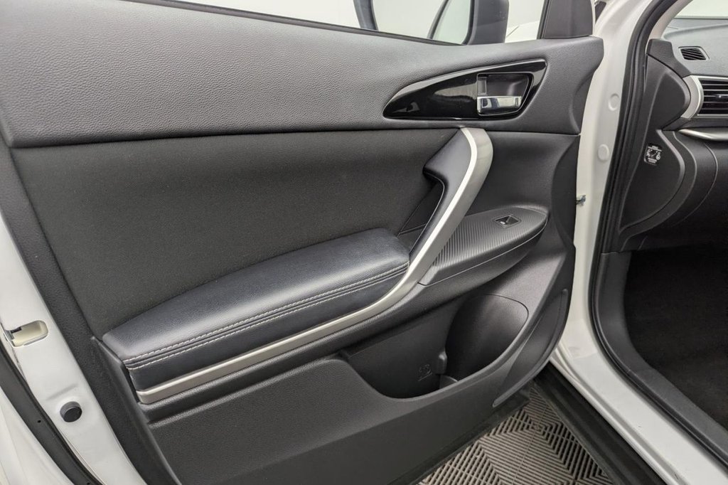USED 2020 20 MITSUBISHI ECLIPSE CROSS 1.5T Dynamic SUV 5dr Petrol CVT Euro 6 (s/s) (163 ps) Bluetooth, Camera, 18" Alloys