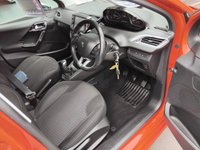 USED 2017 67 PEUGEOT 208 1.2 PureTech Allure Hatchback 5dr Petrol Manual Euro 6 (82 ps) ONLY 20,817 MILES FROM NEW