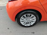 USED 2017 67 PEUGEOT 208 1.2 PureTech Allure Hatchback 5dr Petrol Manual Euro 6 (82 ps) ONLY 20,817 MILES FROM NEW
