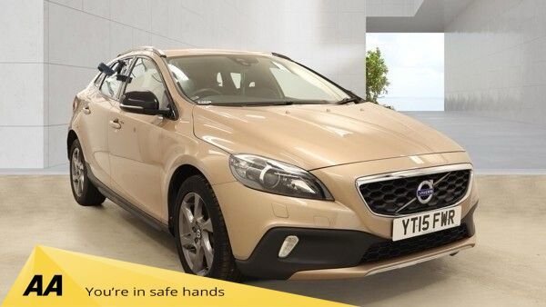 View our Volvo V40 Cross Country 2.0 D3 Lux Nav Hatchback 5dr Diesel Manual Euro 5 (s/s) (150 ps)