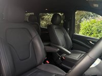 USED 2025 75 MERCEDES-BENZ V CLASS 2.0 V300d Premium MPV 5dr Diesel G-Tronic+ Euro 6 (s/s) (8 Seat, Extra Long) (237 ps) 