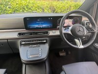 USED 2025 75 MERCEDES-BENZ V CLASS 2.0 V300d Premium MPV 5dr Diesel G-Tronic+ Euro 6 (s/s) (8 Seat, Extra Long) (237 ps) 