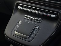 USED 2025 75 MERCEDES-BENZ V CLASS 2.0 V300d Premium MPV 5dr Diesel G-Tronic+ Euro 6 (s/s) (8 Seat, Extra Long) (237 ps) 