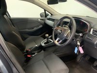 USED 2021 RENAULT CLIO 1.0 TCe Play Hatchback 5dr Petrol Manual Euro 6 (s/s) (100 ps) 