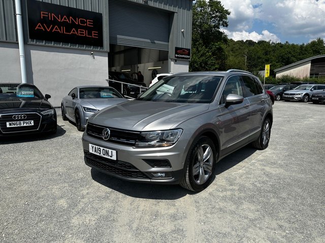 View our VOLKSWAGEN TIGUAN