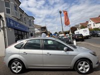 USED 2011 11 FORD FOCUS 1.6 Zetec Hatchback 5dr Petrol Manual (161 g/km, 99 bhp) 