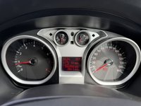 USED 2011 11 FORD FOCUS 1.6 Zetec Hatchback 5dr Petrol Manual (161 g/km, 99 bhp) 