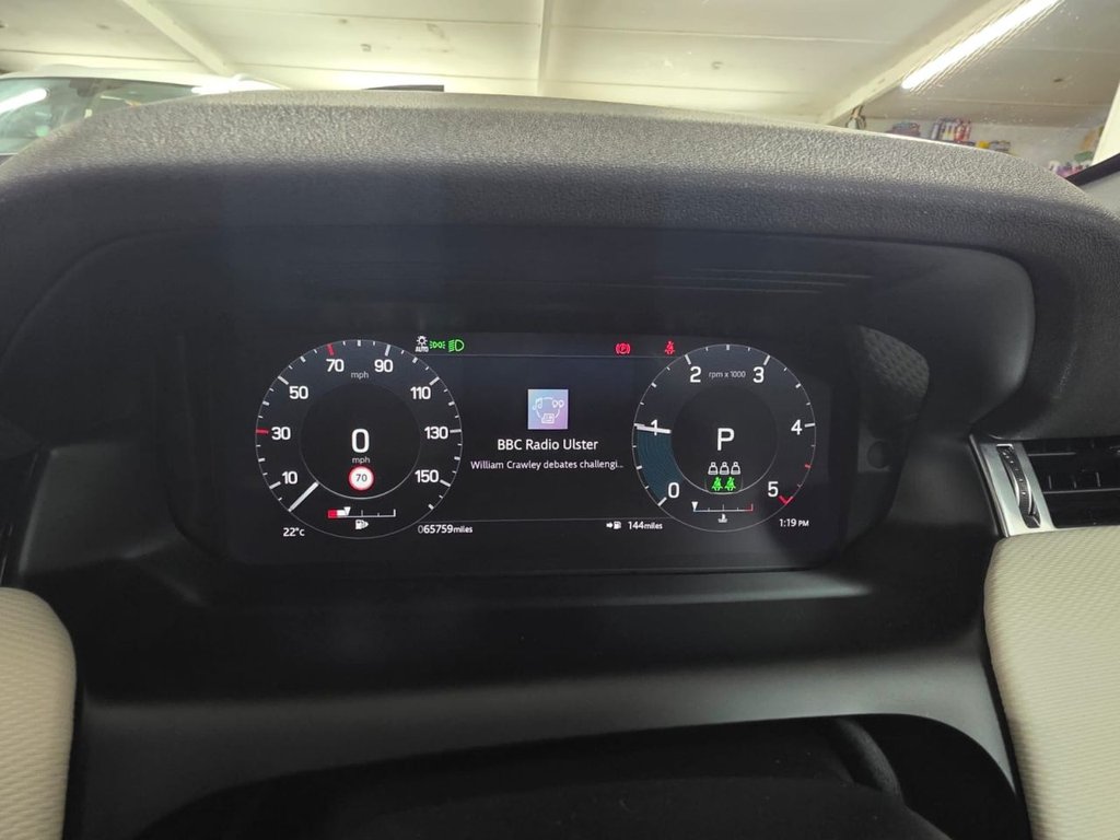 USED 2021 LAND ROVER DISCOVERY SPORT 2.0 D200 MHEV R-Dynamic SE SUV 5dr Diesel Auto 4WD Euro 6 (s/s) (204 ps) 