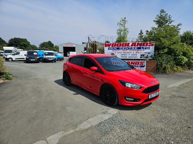 View our FORD FOCUS