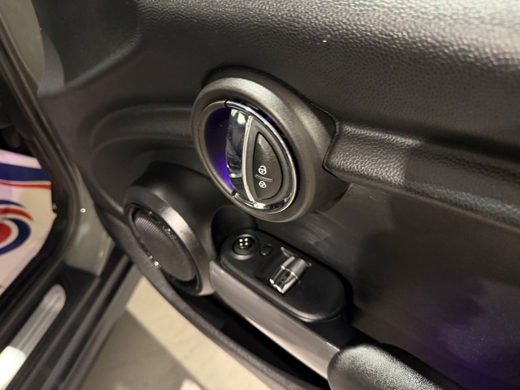 USED 2019 69 MINI HATCH 1.5 Cooper Classic Hatchback 3dr Petrol Manual Euro 6 (s/s) (136 ps) 
