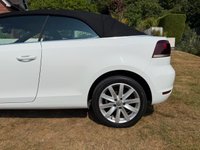 USED 2013 13 VOLKSWAGEN GOLF 1.6 TDI BlueMotion Tech SE Cabriolet 2dr Diesel Manual Euro 5 (s/s) (105 ps) 