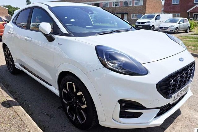 View our Ford Puma 1.0T EcoBoost MHEV ST-Line X Euro 6 (s/s) 5dr