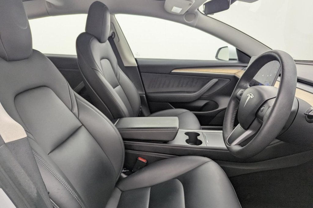 USED 2022 22 TESLA Model 3 Standard Range Plus Saloon 4dr Electric Auto RWD (241 bhp) Pan Roof, Sat Nav, Camera