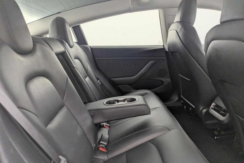 USED 2022 22 TESLA Model 3 Standard Range Plus Saloon 4dr Electric Auto RWD (241 bhp) Pan Roof, Sat Nav, Camera
