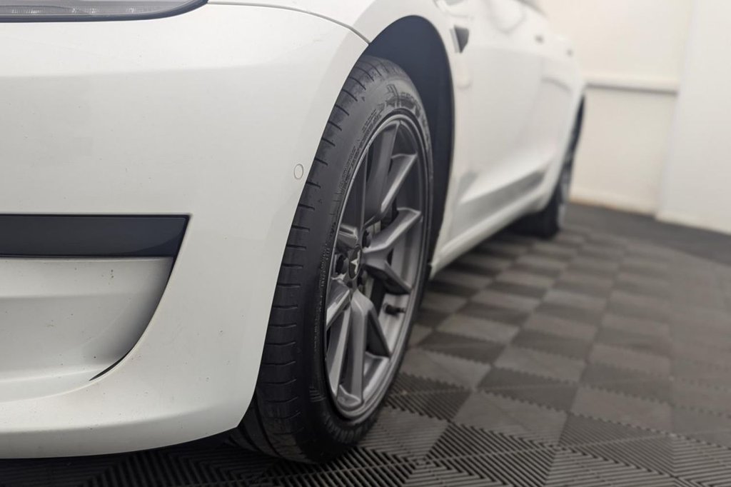 USED 2022 22 TESLA Model 3 Standard Range Plus Saloon 4dr Electric Auto RWD (241 bhp) Pan Roof, Sat Nav, Camera