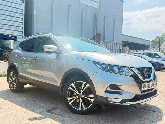 View our NISSAN QASHQAI