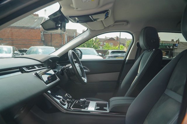 View our LAND ROVER RANGE ROVER VELAR