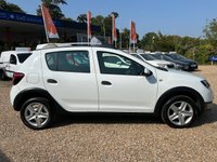 USED 2016 16 DACIA SANDERO STEPWAY 0.9 TCe LAUREATE 5dr * L&C GROUP SHALL BEAT ANY 'WE BUY CARS VALUATION' FOR YOUR PART EXCHANGE *
