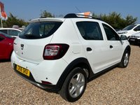 USED 2016 16 DACIA SANDERO STEPWAY 0.9 TCe LAUREATE 5dr * L&C GROUP SHALL BEAT ANY 'WE BUY CARS VALUATION' FOR YOUR PART EXCHANGE *