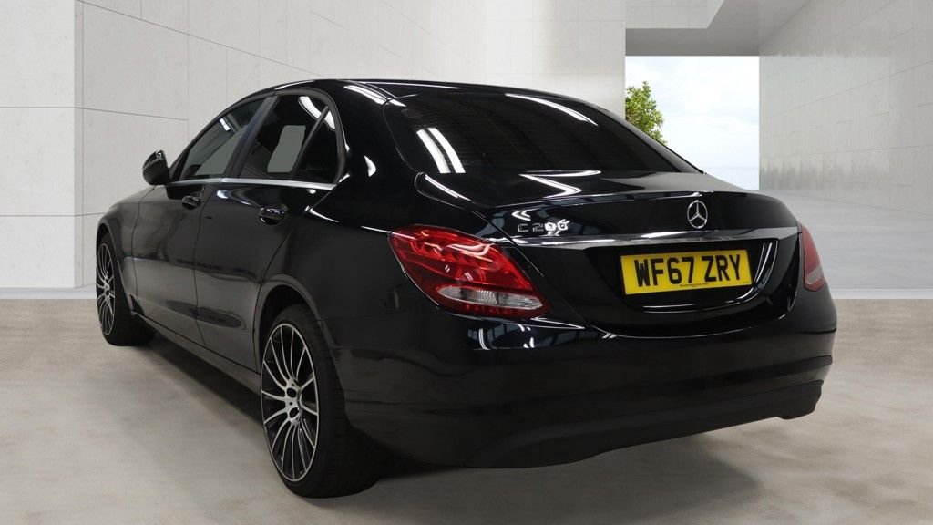 USED 2017 67 MERCEDES-BENZ C CLASS 2.0 C200 SE Saloon 4dr Petrol G-Tronic+ Euro 6 (s/s) (184 ps) 2 KEYS / GOOD SERVICE HISTORY