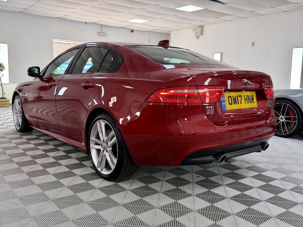 USED 2017 17 JAGUAR XE 2.0d R-Sport Saloon 4dr Diesel Auto AWD Euro 6 (s/s) (240 ps) 