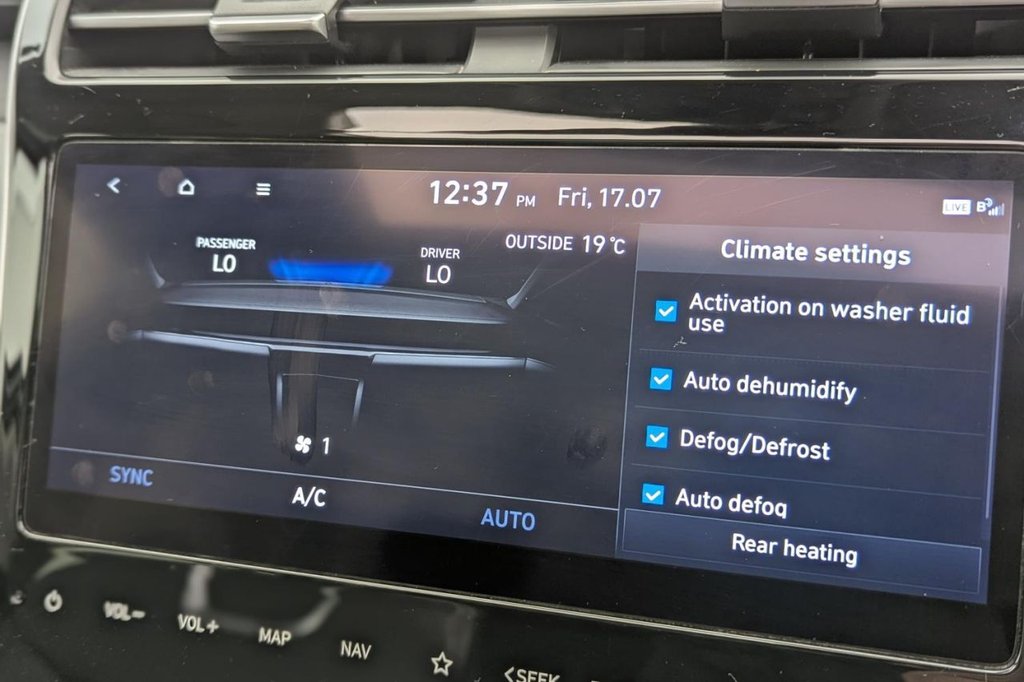 USED 2021 71 HYUNDAI TUCSON 1.6 T-GDi Ultimate SUV 5dr Petrol Manual Euro 6 (s/s) (150 ps) Pan Roof, Car Play, Sat Nav