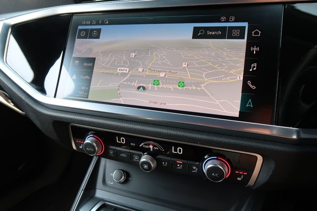 View our AUDI Q3