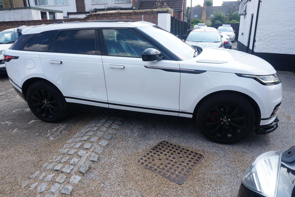 USED 2017 67 LAND ROVER RANGE ROVER VELAR 2.0 P250 R-Dynamic SE Auto 4WD Euro 6 (s/s) 5dr 