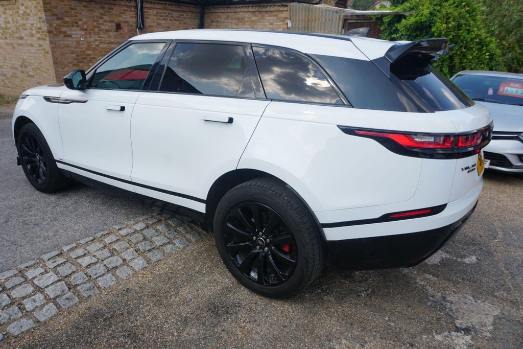 USED 2017 67 LAND ROVER RANGE ROVER VELAR 2.0 P250 R-Dynamic SE Auto 4WD Euro 6 (s/s) 5dr 