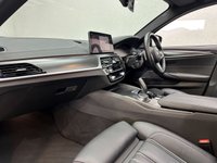 USED 2022 22 BMW 5 SERIES 3.0 530d MHT M Sport Saloon 4dr Diesel Hybrid Steptronic xDrive Euro 6 (s/s) (286 ps) M PERFORMANCE