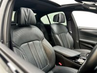 USED 2022 22 BMW 5 SERIES 3.0 530d MHT M Sport Saloon 4dr Diesel Hybrid Steptronic xDrive Euro 6 (s/s) (286 ps) M PERFORMANCE