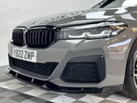 USED 2022 22 BMW 5 SERIES 3.0 530d MHT M Sport Saloon 4dr Diesel Hybrid Steptronic xDrive Euro 6 (s/s) (286 ps) M PERFORMANCE
