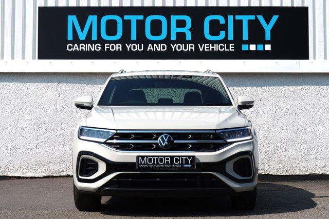 View our VOLKSWAGEN T-ROC