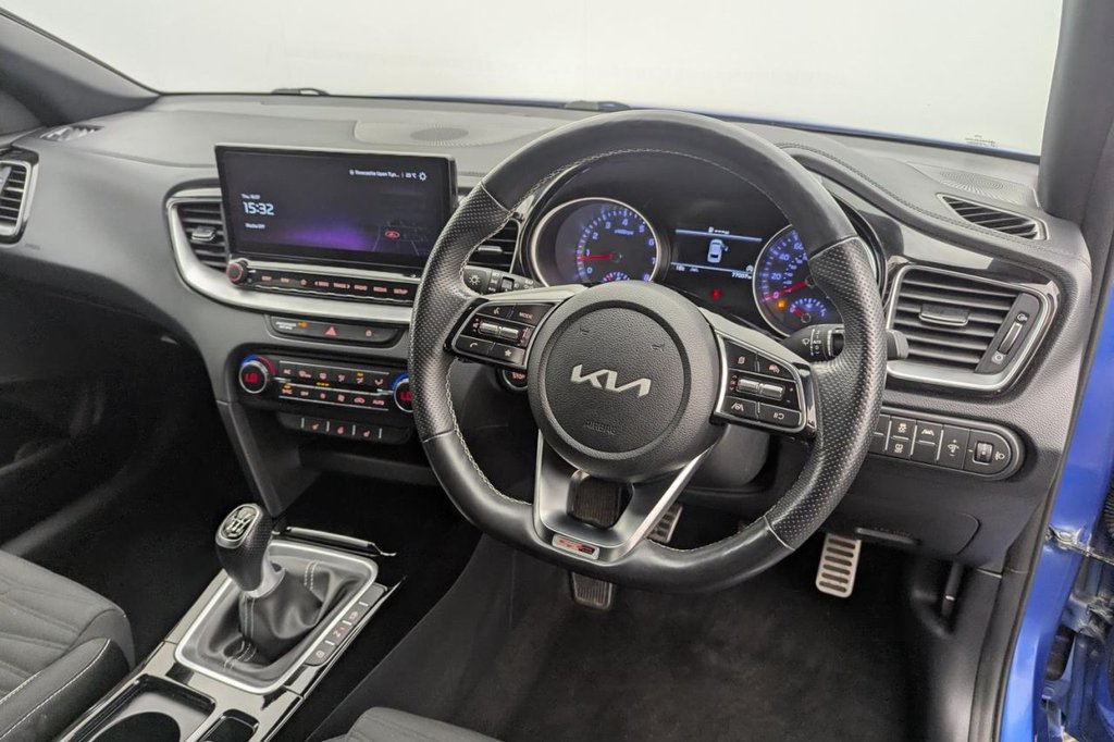 USED 2022 22 KIA PROCEED 1.5 T-GDi GT-Line Shooting Brake 5dr Petrol Manual Euro 6 (s/s) (158 bhp) Car Play, Sat Nav, Camera