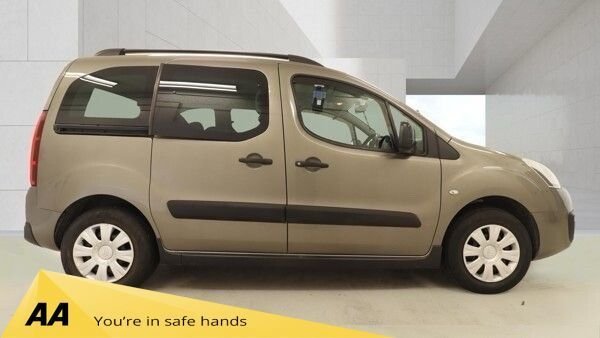 View our Citroen Berlingo 1.6 BlueHDi XTR Multispace MPV 5dr Diesel ETG6 Euro 6 (s/s) (100 ps)