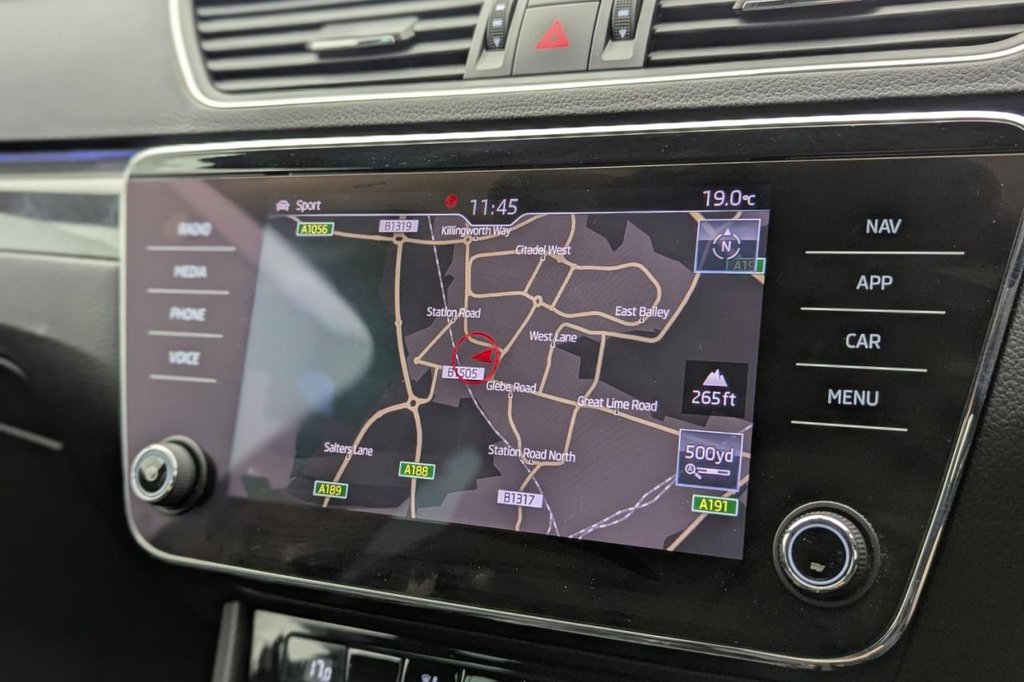USED 2019 68 SKODA SUPERB 1.5 TSI ACT SportLine Hatchback 5dr Petrol Manual Euro 6 (s/s) (150 ps) Car Play, Sat Nav, Cruise