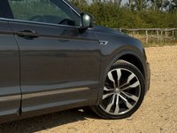 USED 2020 20 VOLKSWAGEN TIGUAN 2.0 TDI R-Line Tech SUV 5dr Diesel DSG Euro 6 (s/s) (150 ps) 