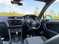 USED 2020 20 VOLKSWAGEN TIGUAN 2.0 TDI R-Line Tech SUV 5dr Diesel DSG Euro 6 (s/s) (150 ps) 