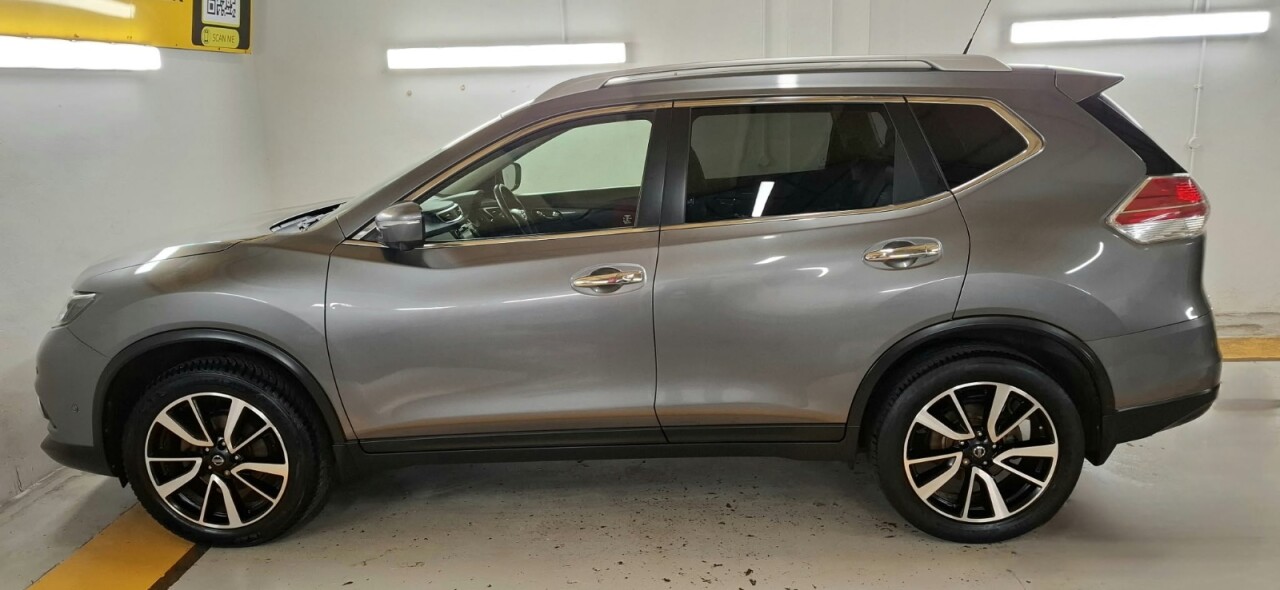 2016 NISSAN X-TRAIL 1.6 dCi Tekna SUV 5dr Diesel Manual Euro 6 (s/s) (130 ps) - vehicle photo 9 for sale on PureCar
