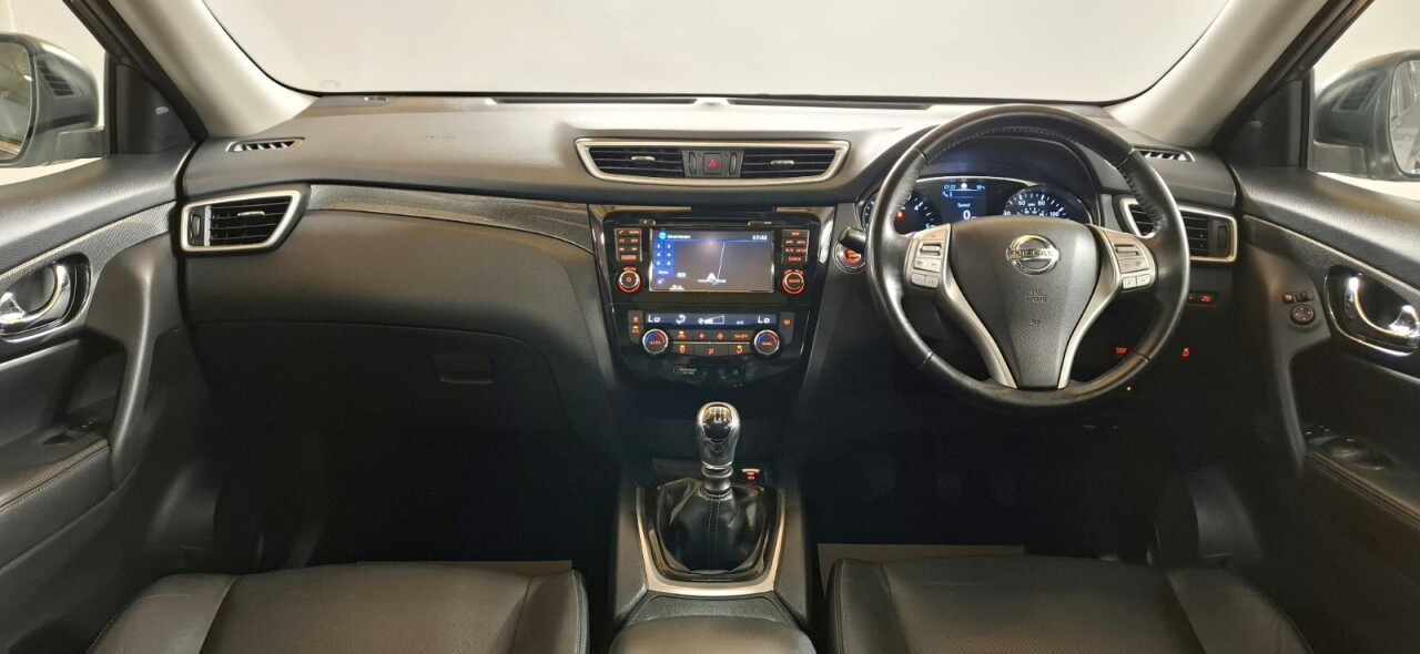 2016 NISSAN X-TRAIL 1.6 dCi Tekna SUV 5dr Diesel Manual Euro 6 (s/s) (130 ps) - vehicle photo 11 for sale on PureCar