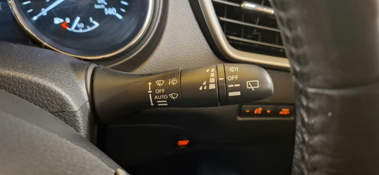 2016 NISSAN X-TRAIL 1.6 dCi Tekna SUV 5dr Diesel Manual Euro 6 (s/s) (130 ps) - vehicle photo 22 for sale on PureCar