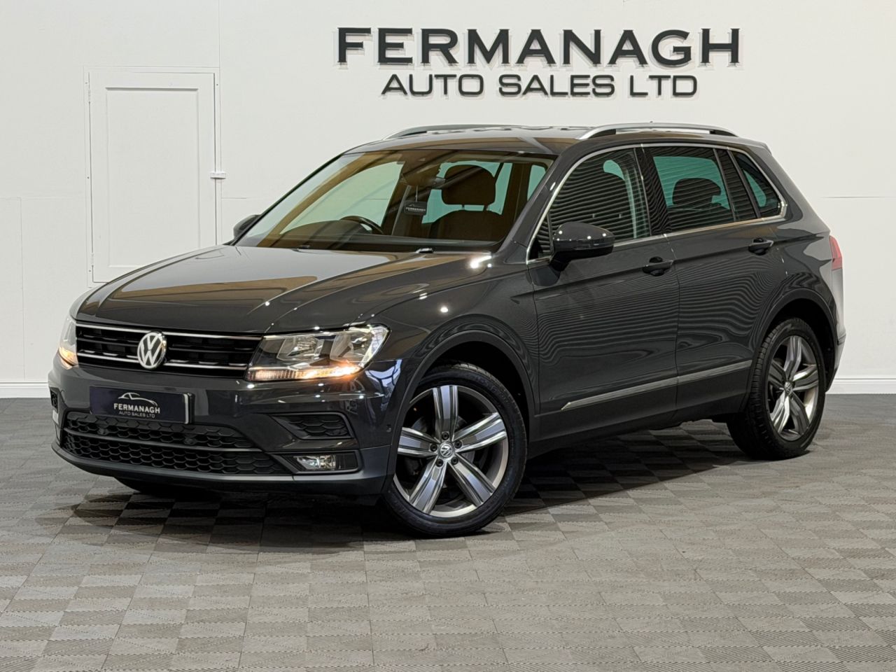 2019 VOLKSWAGEN TIGUAN 2.0 TDI Match SUV 5dr Diesel DSG Euro 6 (s/s) (150 ps) - vehicle photo 4 for sale on PureCar