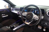 USED 2022 72 MERCEDES-BENZ GLB 1.3 GLB200 AMG Line (Premium Plus 2) 7G-DCT Euro 6 (s/s) 5dr Pan Sunroof, Rev Camera,