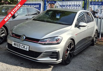 2019 VOLKSWAGEN GOLF