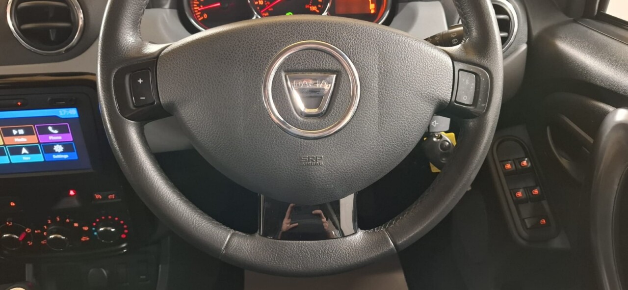 2015 DACIA DUSTER 1.5 dCi Laureate Prime SUV 5dr Diesel Manual Euro 5 (110 ps) - vehicle photo 13 for sale on PureCar