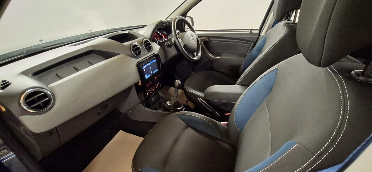 2015 DACIA DUSTER 1.5 dCi Laureate Prime SUV 5dr Diesel Manual Euro 5 (110 ps) - vehicle photo 27 for sale on PureCar