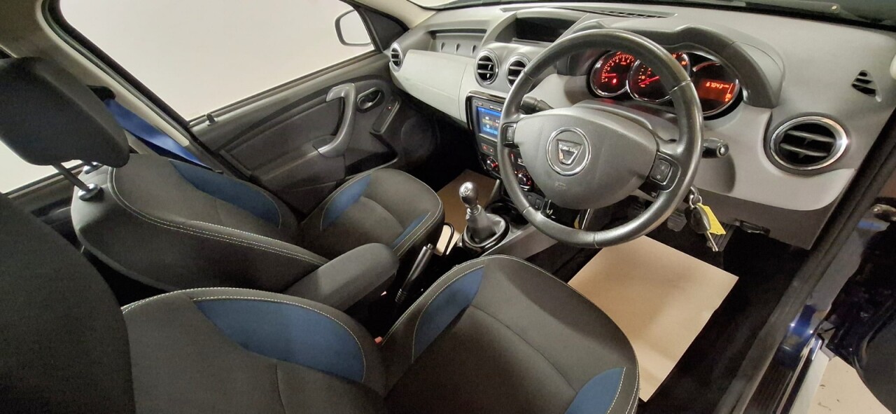 2015 DACIA DUSTER 1.5 dCi Laureate Prime SUV 5dr Diesel Manual Euro 5 (110 ps) - vehicle photo 29 for sale on PureCar