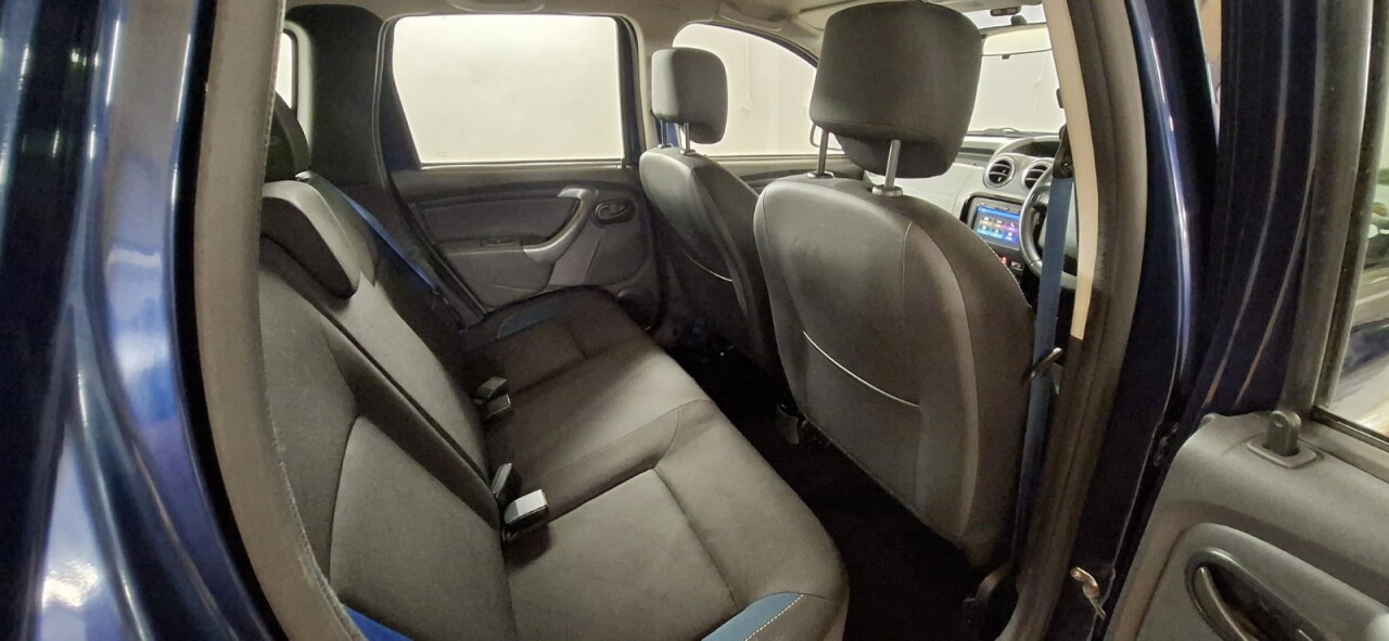 2015 DACIA DUSTER 1.5 dCi Laureate Prime SUV 5dr Diesel Manual Euro 5 (110 ps) - vehicle photo 33 for sale on PureCar