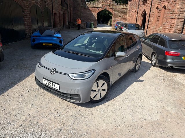 View our VOLKSWAGEN ID.3